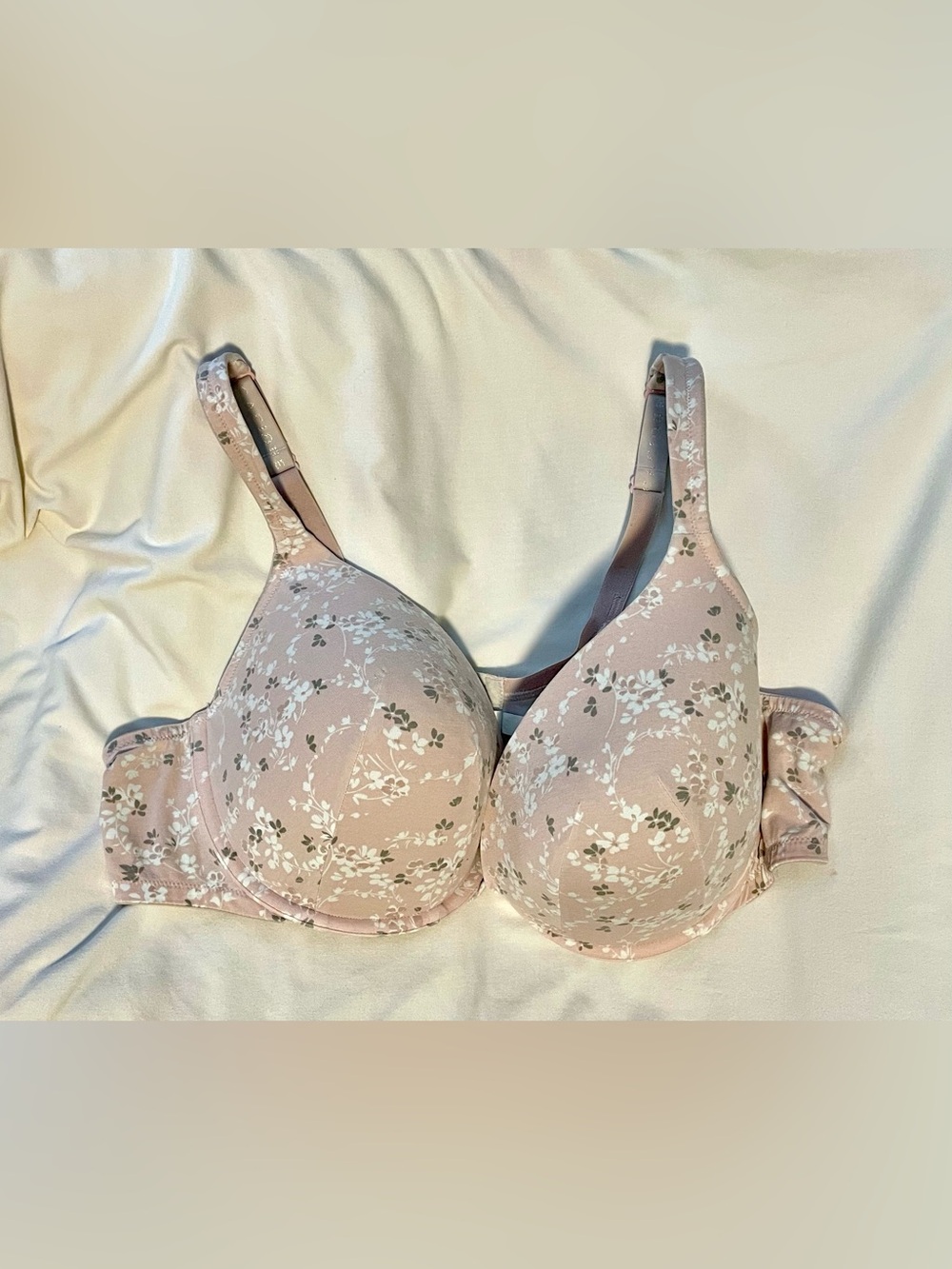 *EUC* CACIQUE Boost Plunge Bra - Size 46D - Pink w/White/Gray Flowers - Padded